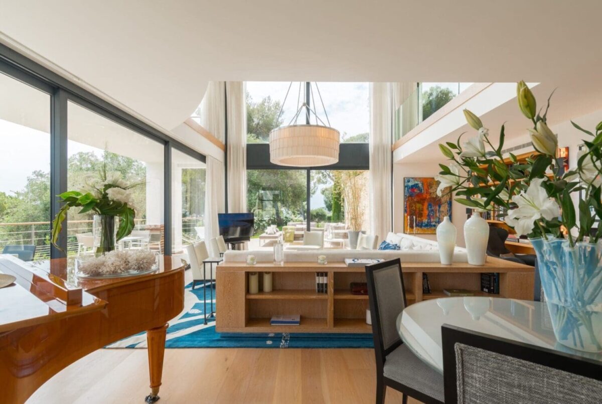 Honeymoon planning, Villa O