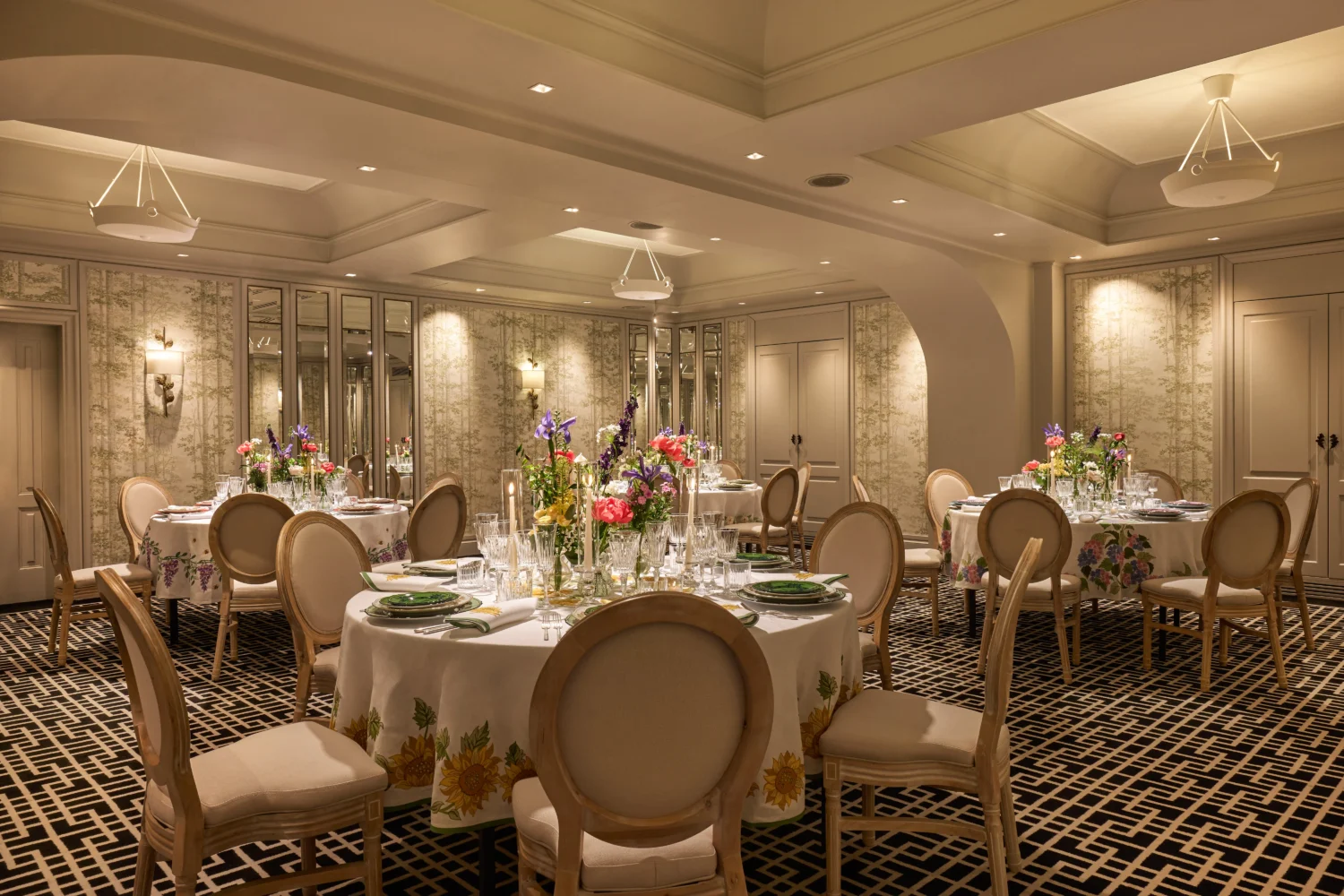 Elegantly decorated dining room at Hotel Savoy, a Rocco Forte Hotel in Florence, Italy, perfect for a romantic honeymoon.