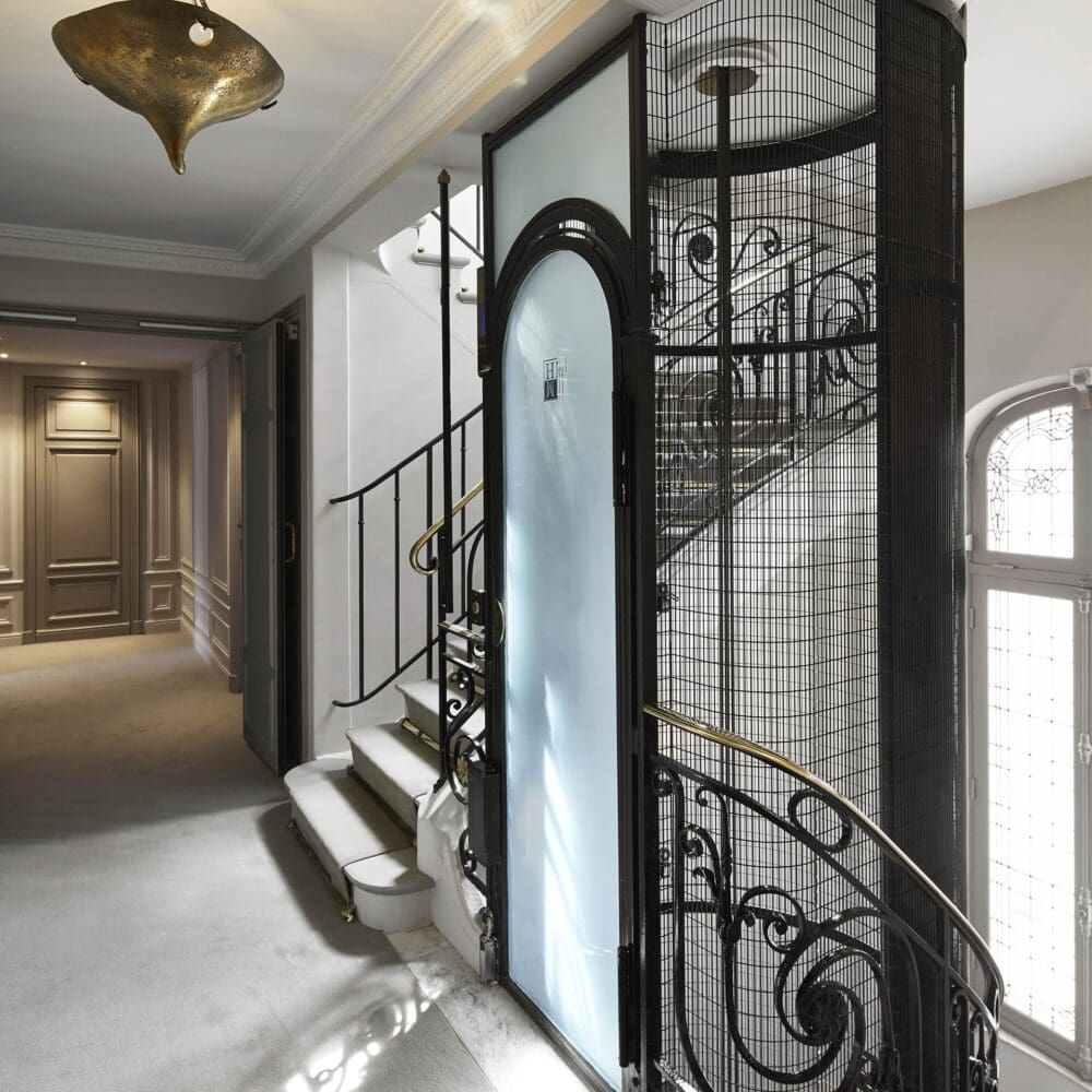 Destination wedding Paris, Hotel Montalembert