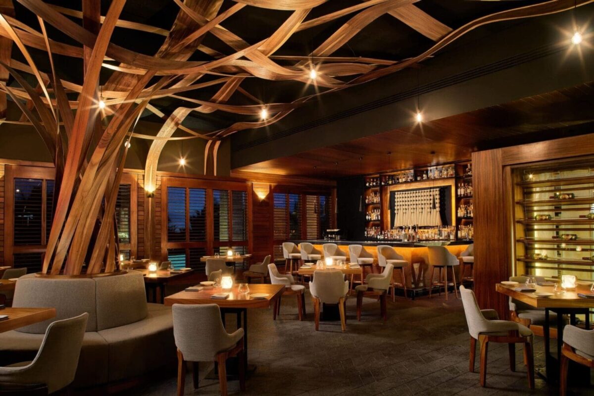 Elegant dining area at Chablé Maroma, a luxury wedding & honeymoon resort.