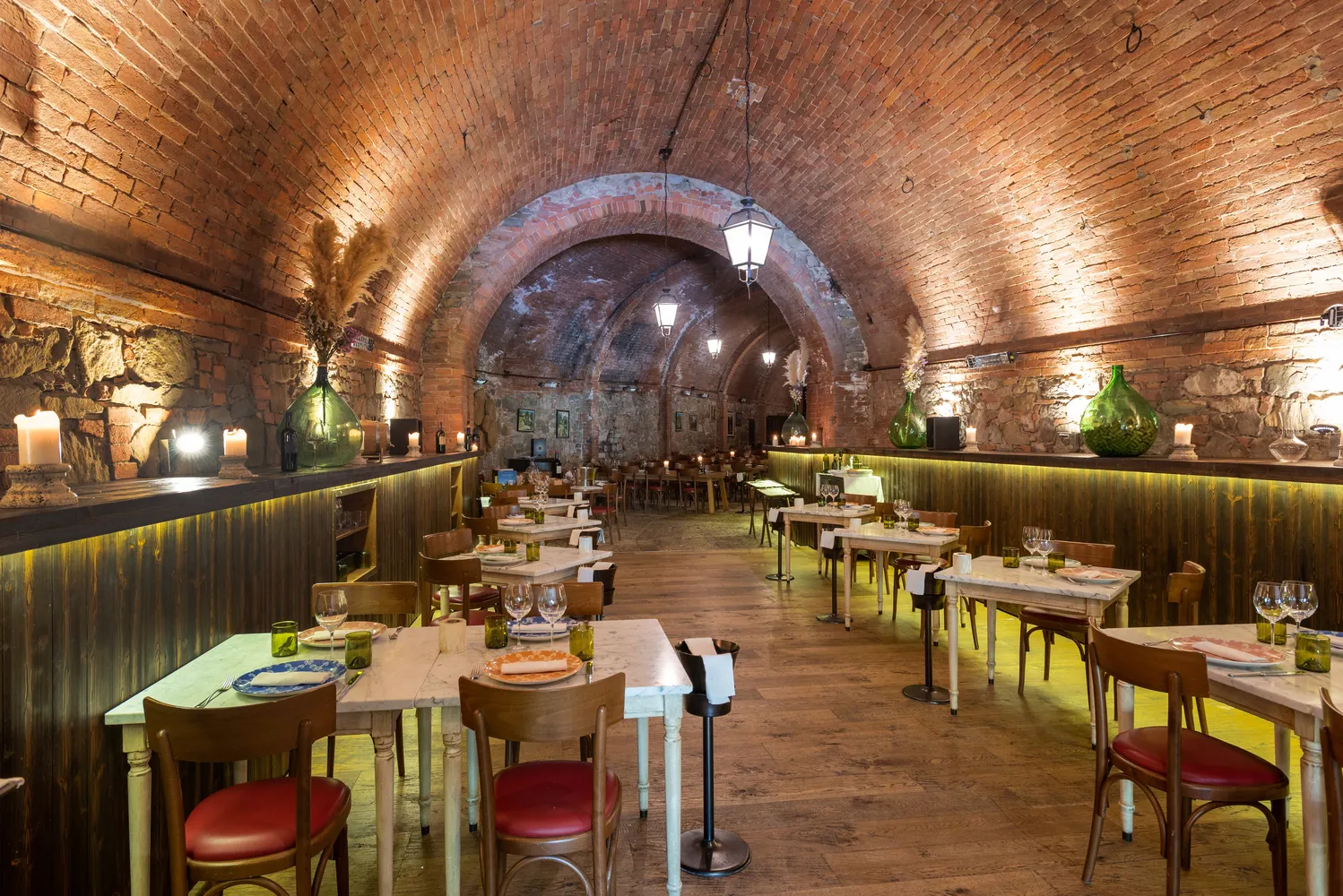 Romantic restaurant in a Tuscan stone cellar, perfect for a Castel Monastero wedding or honeymoon.