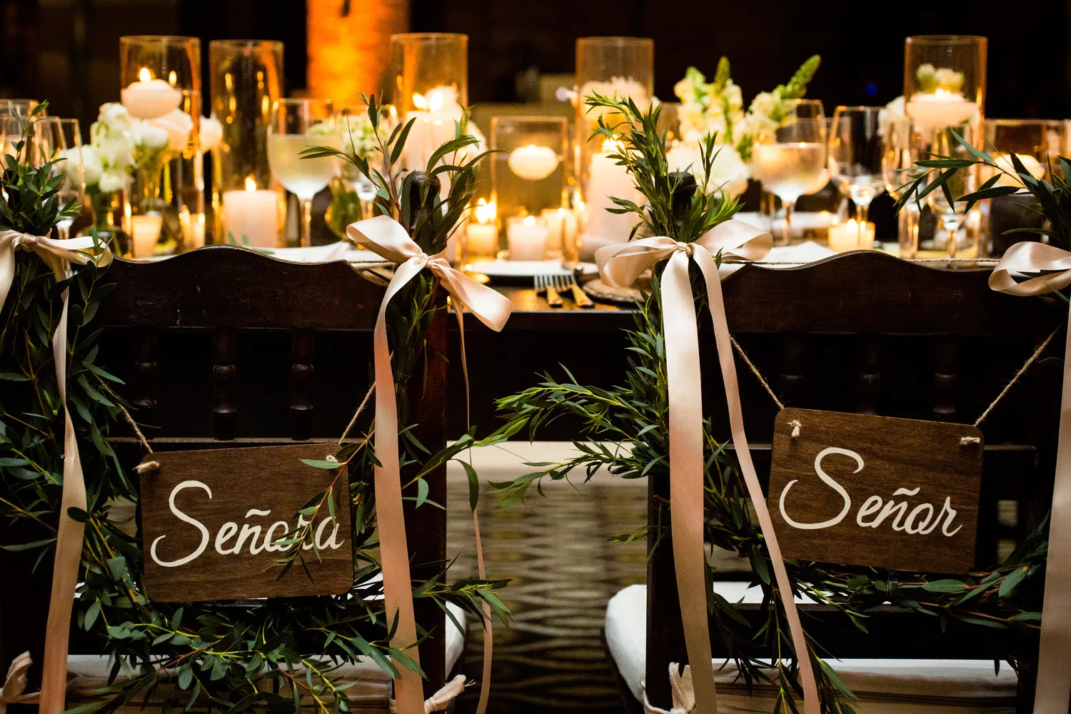 Romantic Cancun wedding reception seating with