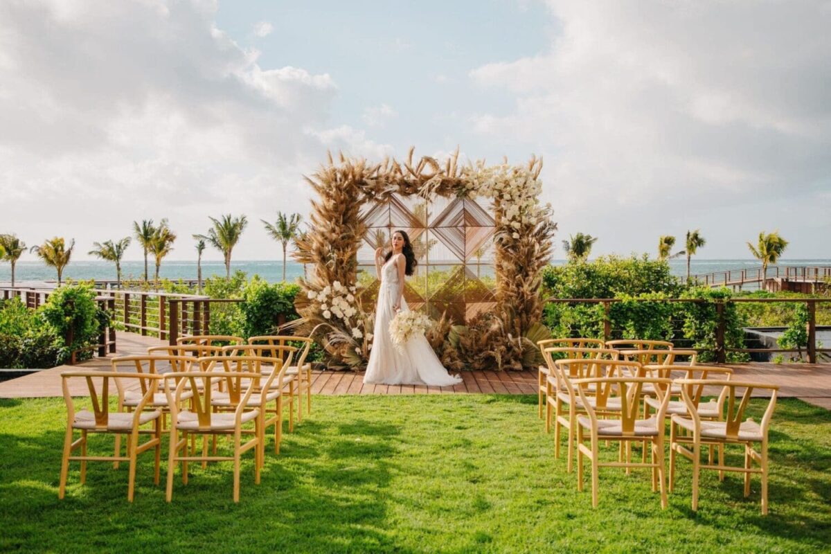 Destination wedding Mexico, Etereo Auberge Resorts Collection