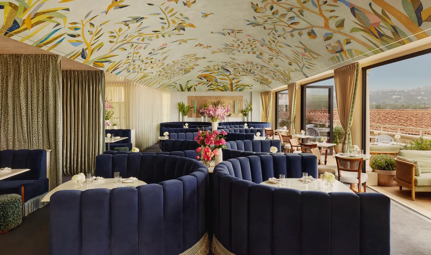 Elegant dining room at the Maybourne Beverly Hills, a luxurious Beverly Hills wedding venue.