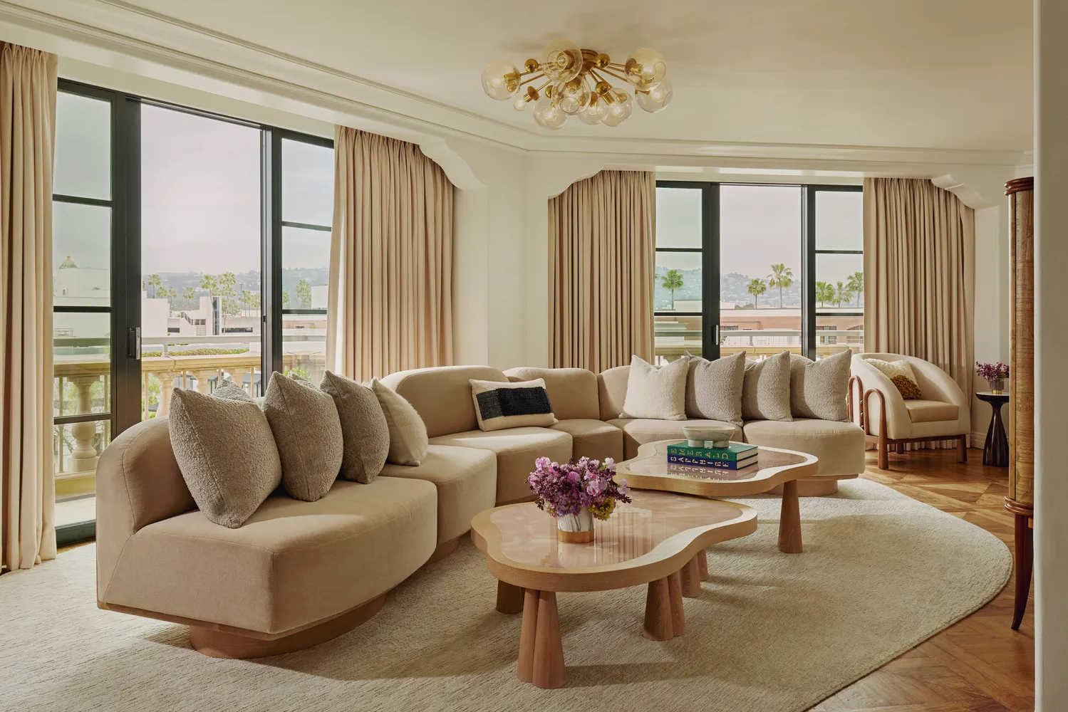 Luxurious living room at the Maybourne Beverly Hills, ideal for a Beverly Hills wedding reception.